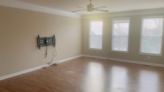 Building Photo - 16300 Brookfield View Ct