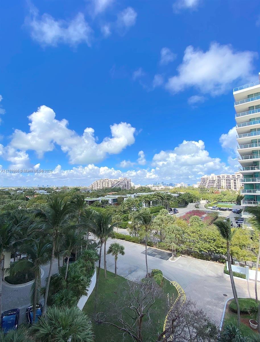 Building Photo - 430 Grand Bay Dr