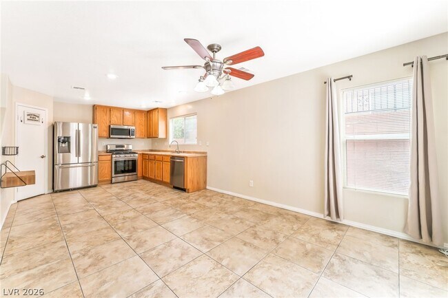 Building Photo - 609 Beckton Park Ave