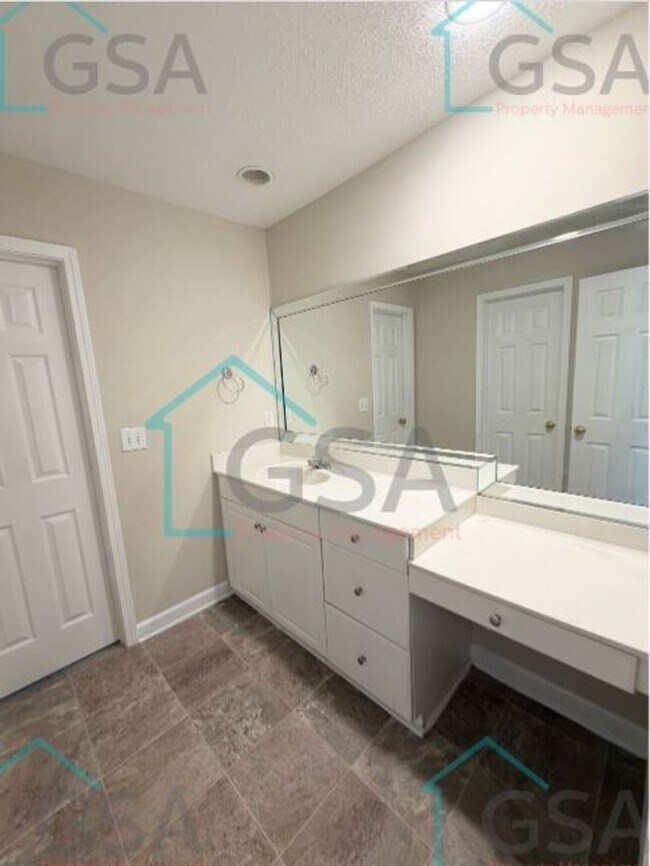 Building Photo - 225 Laurel Trace Cir