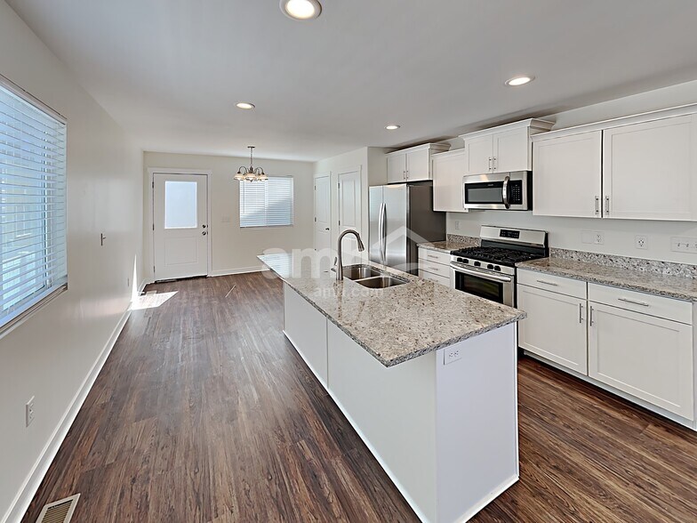 Building Photo - 7893 S Gaea Ct