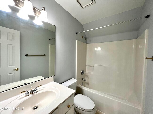 Building Photo - 10173 Stoney Brook Ct SE