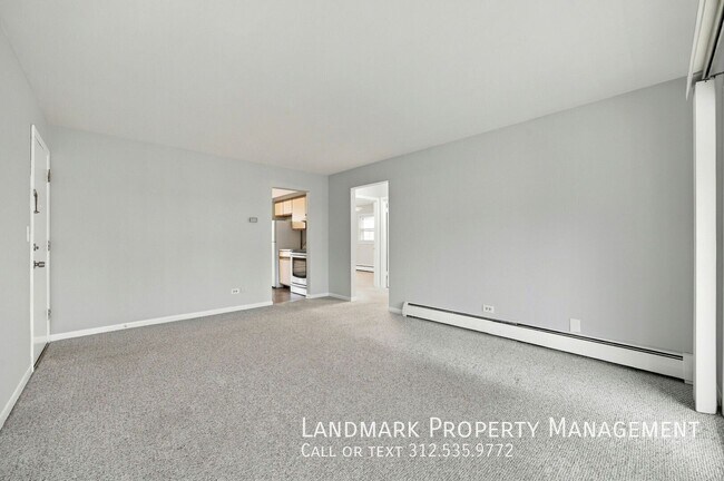 Building Photo - 448 Lincoln Ln