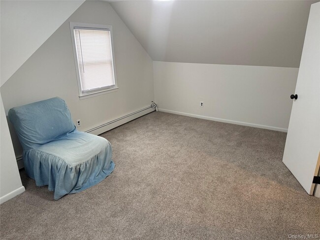 Building Photo - 273 Mott Ave