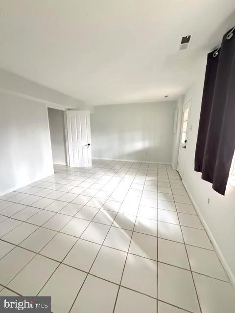 Building Photo - 6131 Gardenia Ct