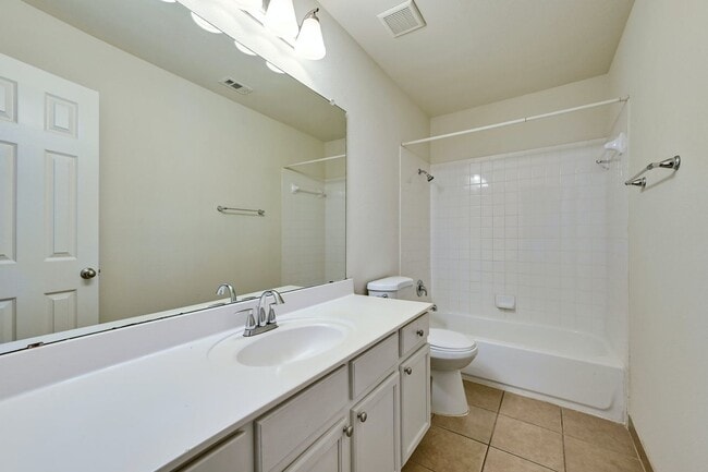 Building Photo - 1531 Parkfiled Cir 78664 | 3 Bed 2.5 Bath $1800 Coming soon - Available 04/26/26