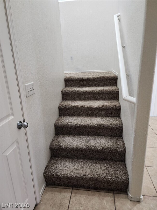 Building Photo - 11901 Fairfax Ridge St