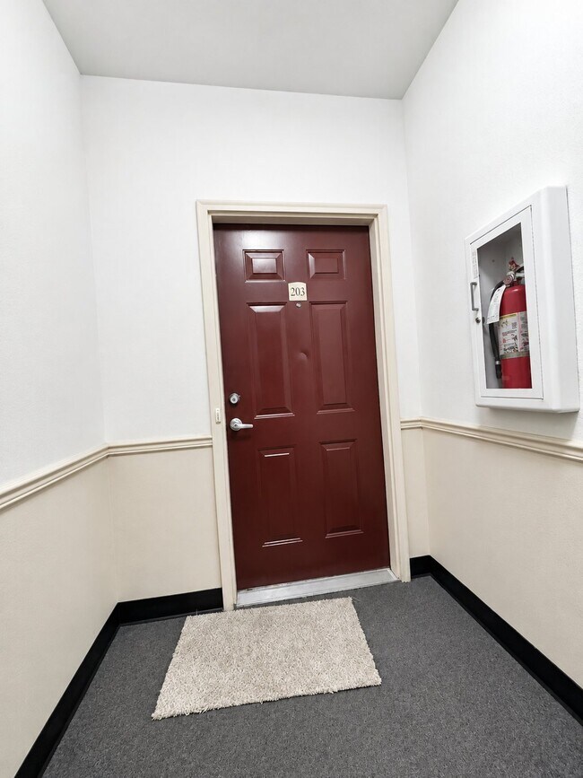 Building Photo - 15700 E Jamison Dr