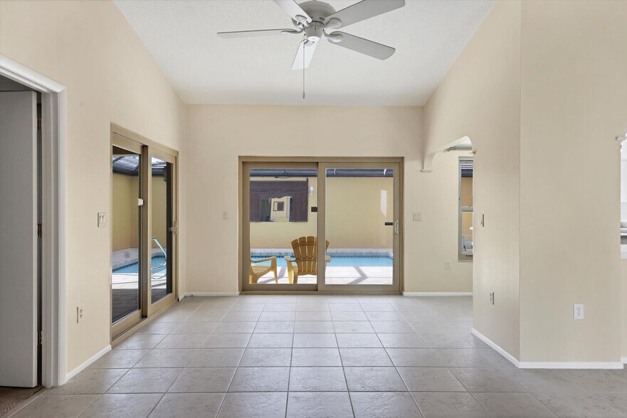 Building Photo - 3638 Glen Oaks Manor Dr