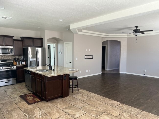 Building Photo - 1409 Kimsha Dr