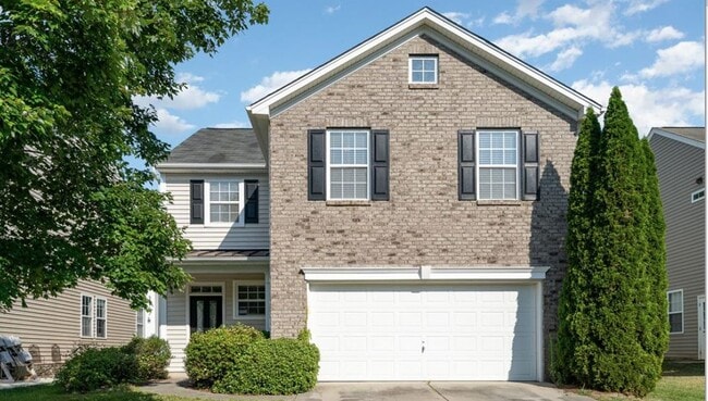 Building Photo - 3367 Streamside Dr