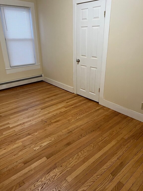 Building Photo - 315 Main St