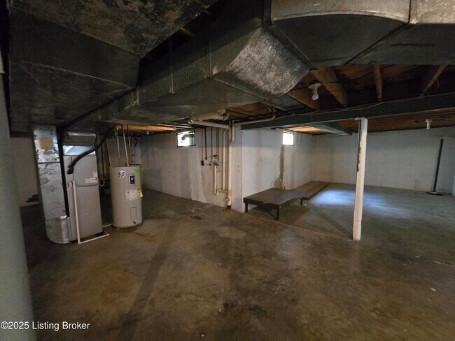 Building Photo - 9313 Le Beau Ct
