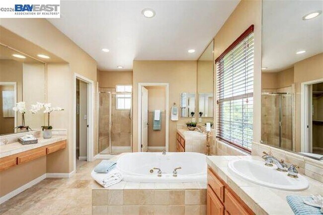 Building Photo - 4540 Sweetgale Dr
