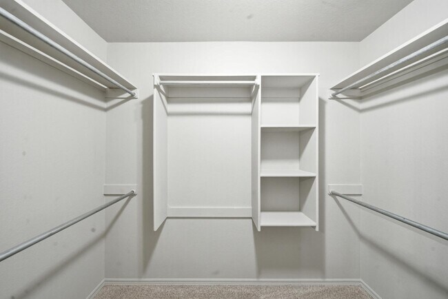 Building Photo - 10710 N 146th E Ave