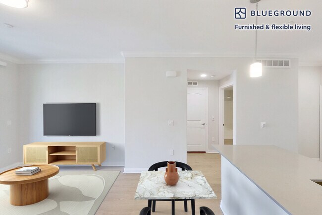 Building Photo - 2777 Alton Pkwy