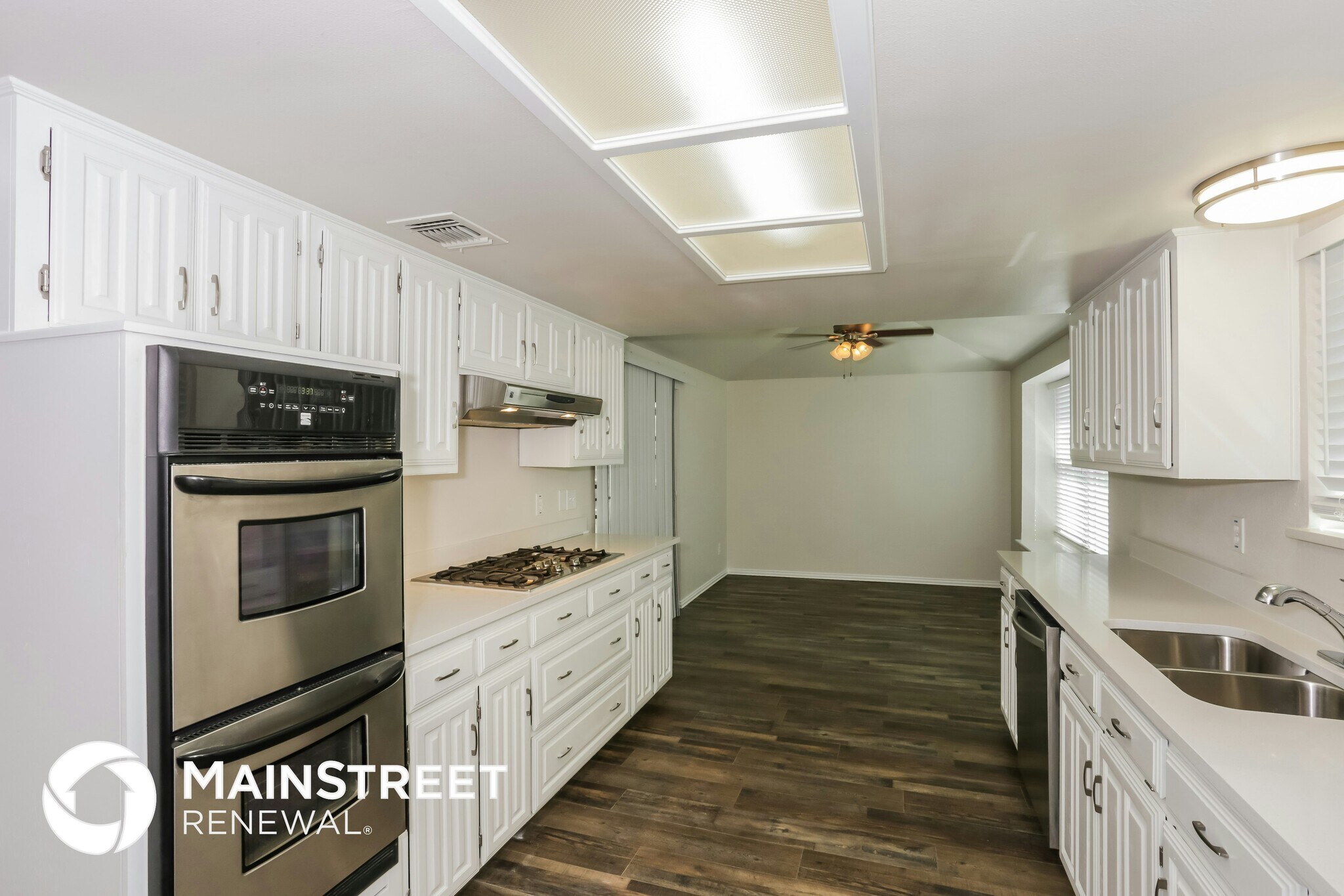 Building Photo - 1730 Lombard St