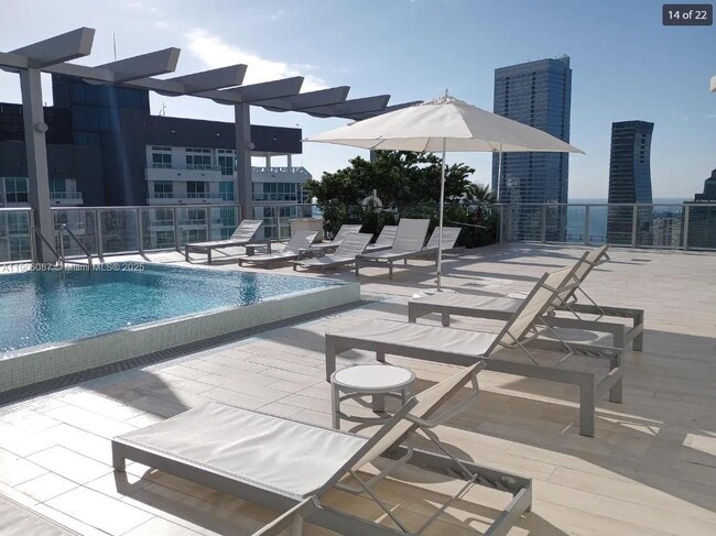 Building Photo - 1100 S Miami Ave