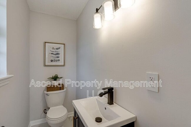Building Photo - 9158 Westminister Cir Dr