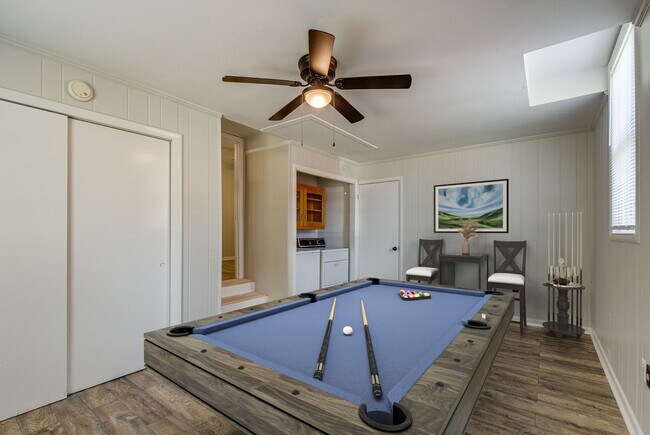 Building Photo - 214 Chapman Ln