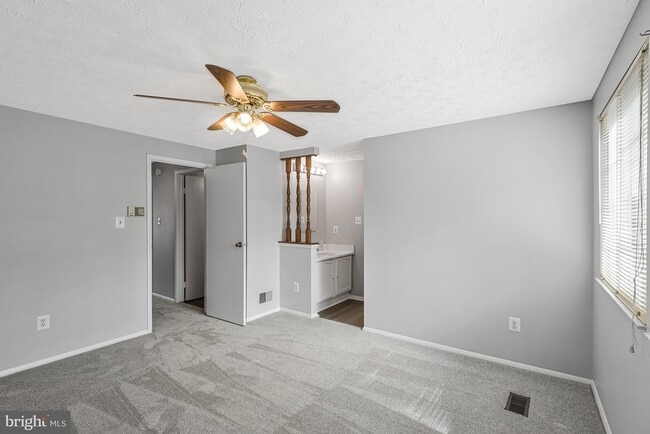 Building Photo - 8025 Tyson Oaks Cir