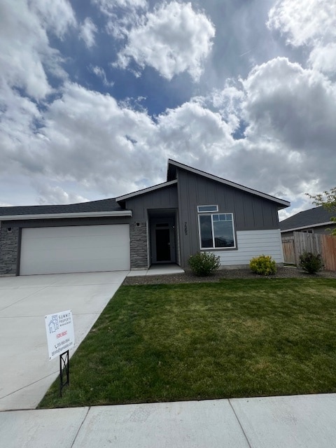Building Photo - 4 Bed 2 Bath Home in Nampa!