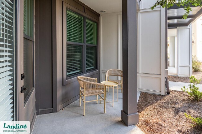 Building Photo - 1559 W 9 Mile Rd