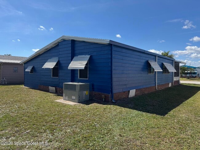 Building Photo - 1925 Sago Palm St NE