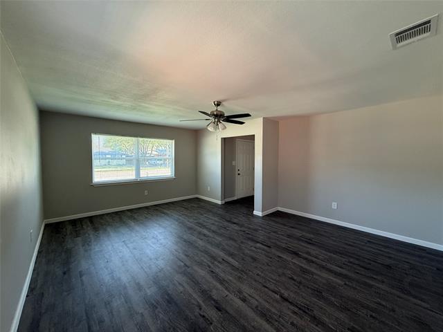 Building Photo - 2820 Oates Dr