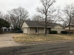 Building Photo - Single Family Home