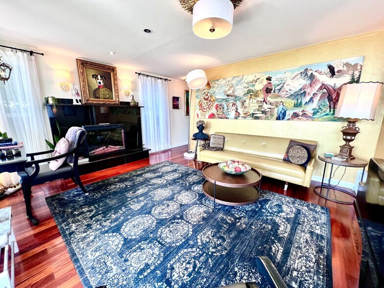 Building Photo - 4146 Beach Dr SW