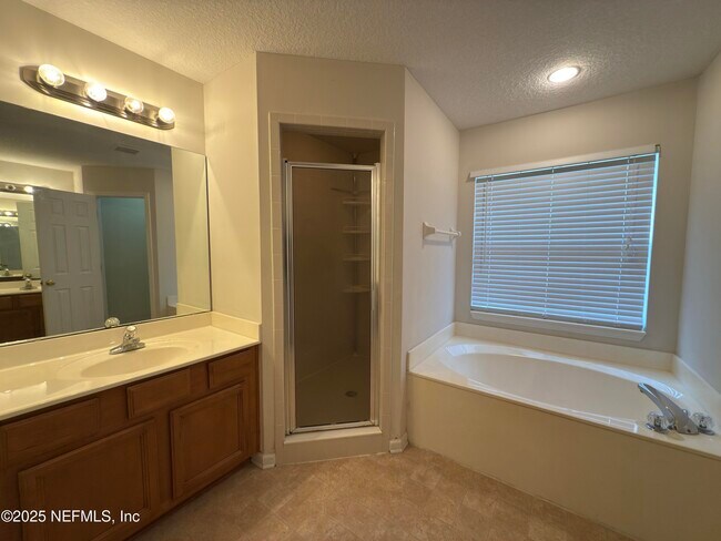 Building Photo - 1324 Wekiva Way
