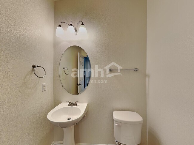 Building Photo - 16447 E 97th Pl