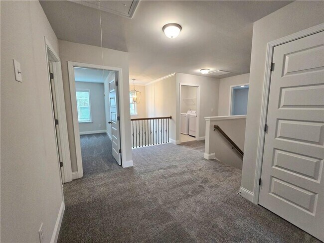 Building Photo - 3856 Lockaby Way