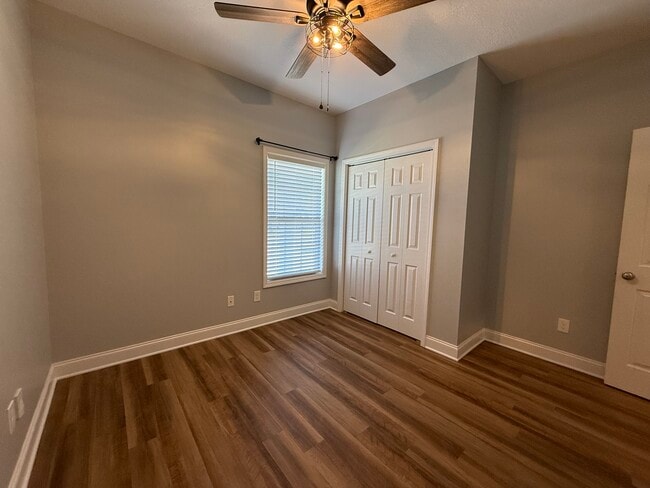 Building Photo - 145 Hardinberry St