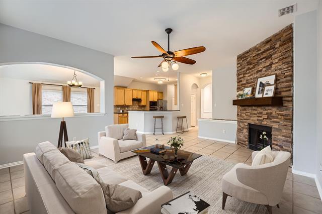 Building Photo - 11450 Corsicana Dr