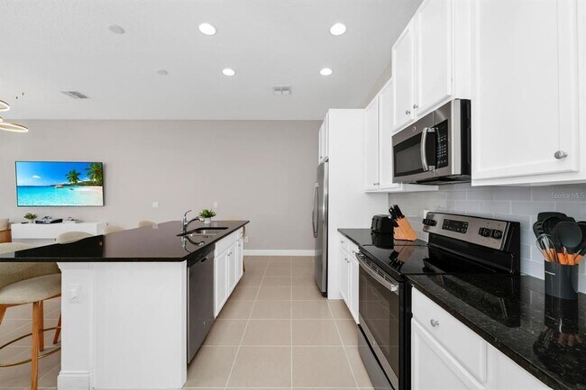 Building Photo - 302 Captiva Dr