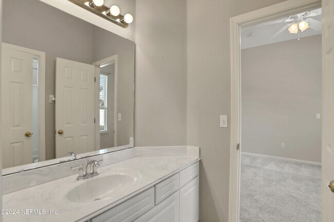 Building Photo - 1513 Hackberry Ct