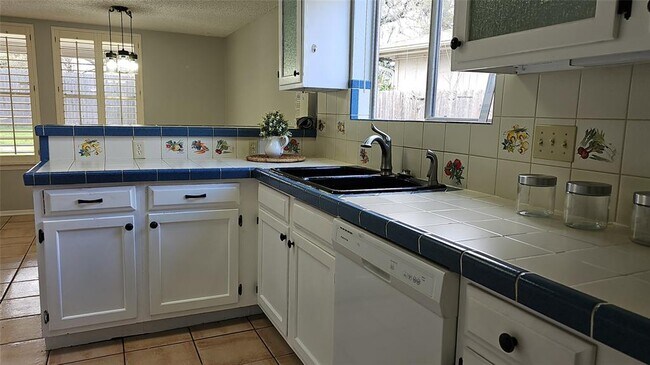 Building Photo - 11804 Buggy Whip Trail