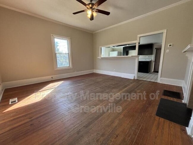 Building Photo - 1 W 6th St