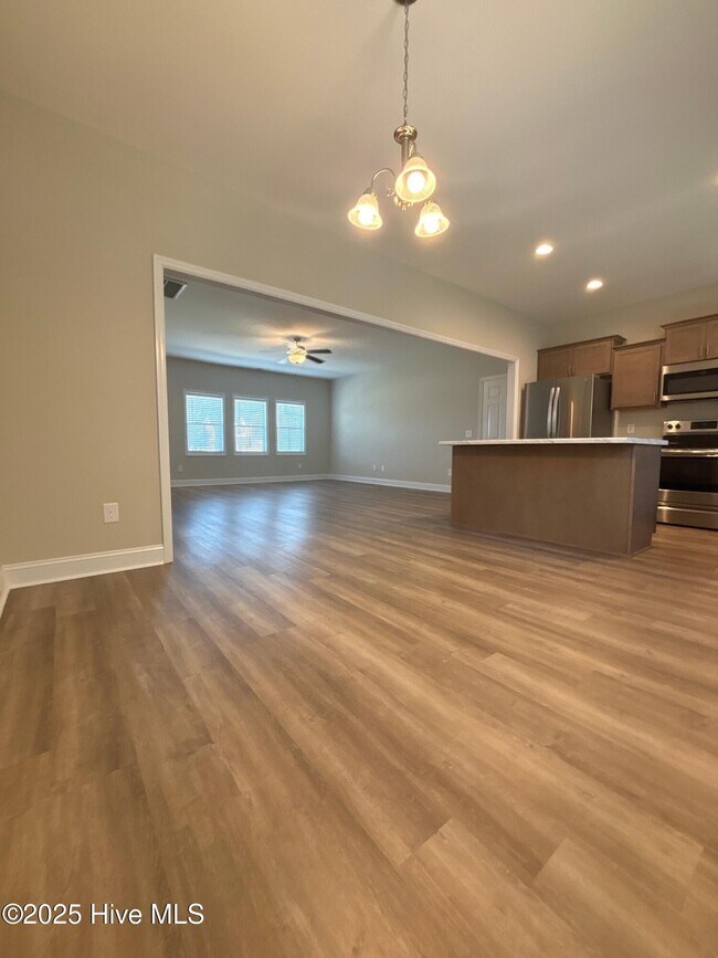 Building Photo - 208 Penster Ct