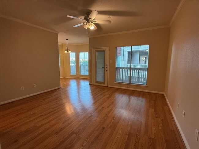 Building Photo - 1330 Old Spanish Trl