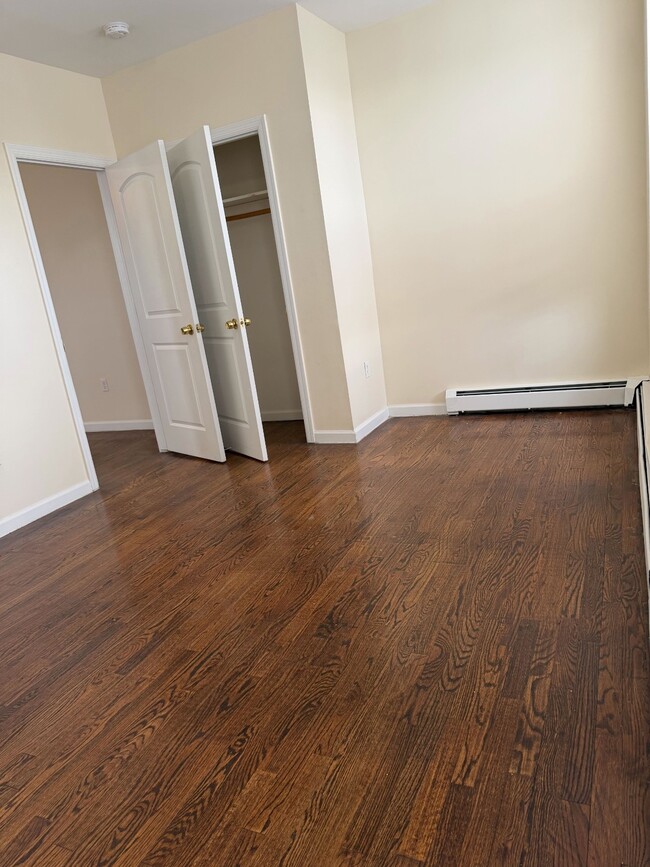 Building Photo - 40 Mt Vernon Ave