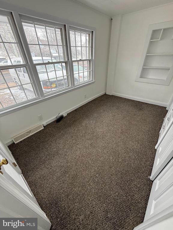 Building Photo - 109 N Main St