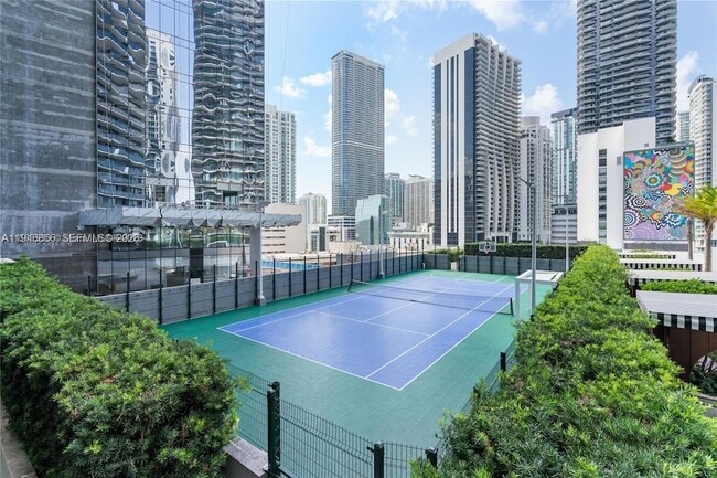 Building Photo - 801 S Miami Ave