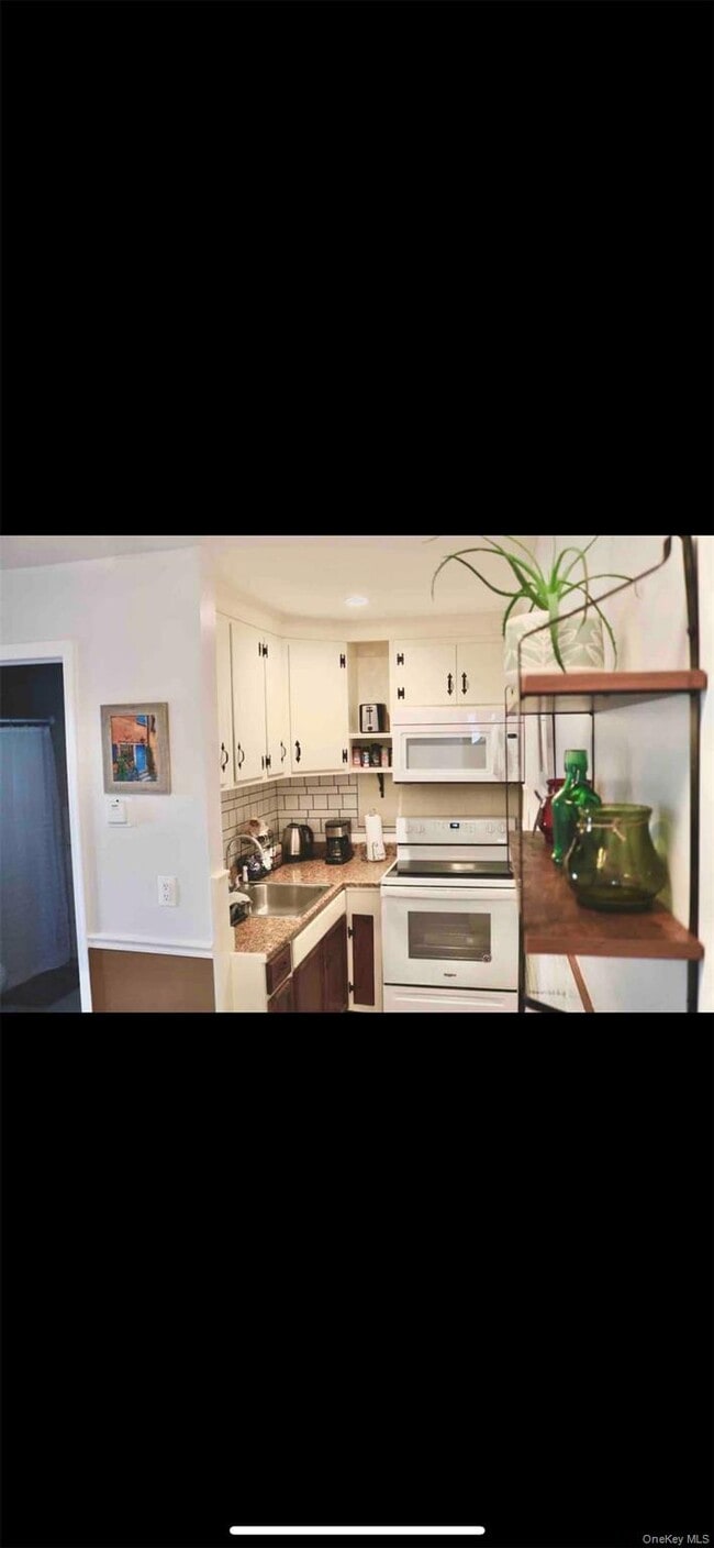 Building Photo - 133 South St