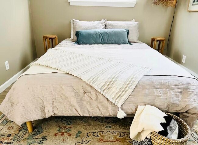 Building Photo - 512 W Brigantine Ave