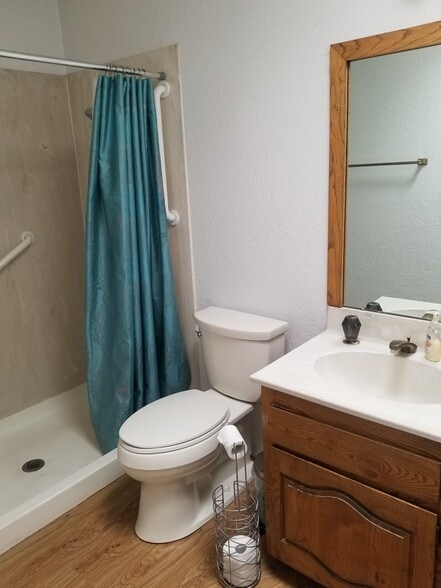 bathroom #2 - 2419 Northwest Cir NW