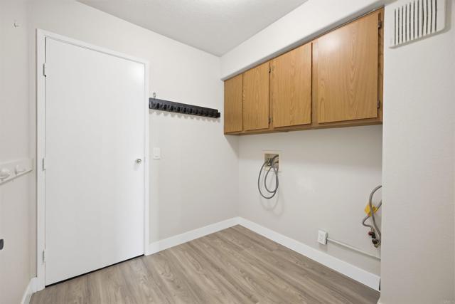 Building Photo - 13705 Abell Dr