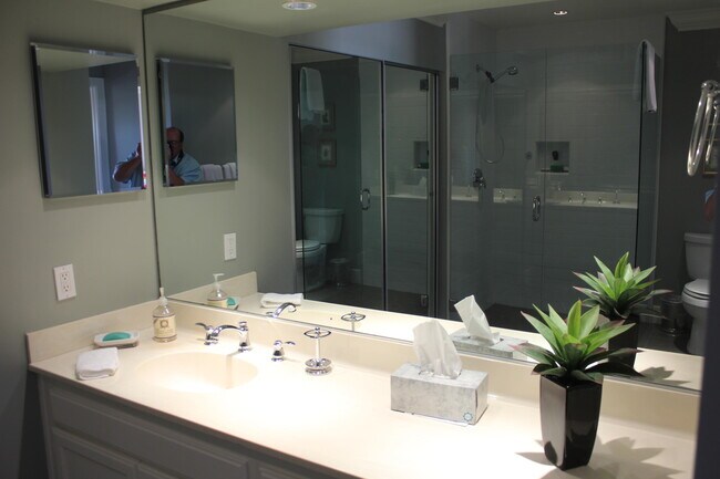 Building Photo - 36 El Toro Dr